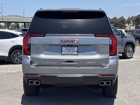 New 2026 GMC Yukon XL AT4 Ultimate w/ LPO, Floor Liner Package AWD/4WD image 4