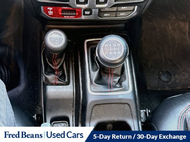 Used 2018 Jeep Wrangler Rubicon AWD/4WD image 24