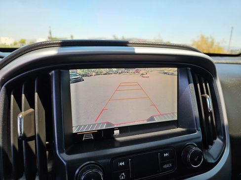 Used 2019 Chevrolet Colorado LT w/ LT Convenience Package RWD image 30