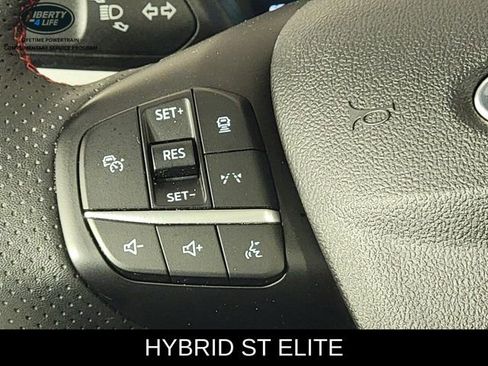 Used 2025 Ford Escape ST-Line Elite w/ Premium Technology Package AWD/4WD image 27