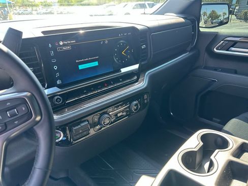 Used 2026 Chevrolet Silverado 1500 LT RWD image 14