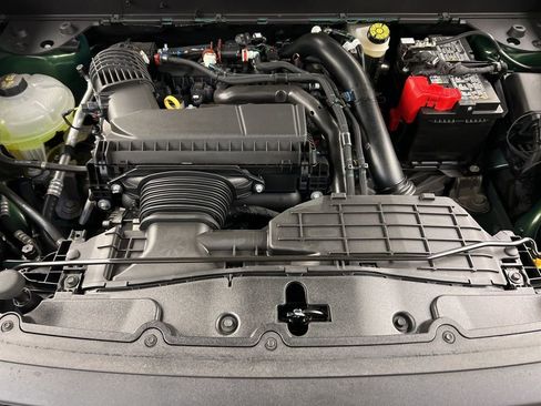 New 2025 Ford Maverick XLT w/ XLT Luxury Package image 33