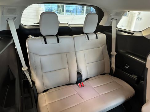 Used 2023 Ford Explorer Limited w/ Equipment Group 301A image 15