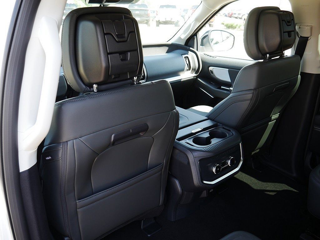 New 2027 Ford Expedition Active AWD/4WD image 14