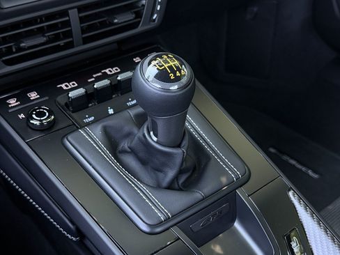 Certified 2026 Porsche 911 GT3 RWD image 30