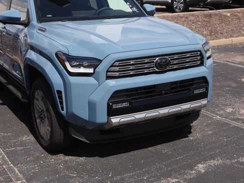 New 2026 Toyota 4Runner Limited AWD/4WD image 2
