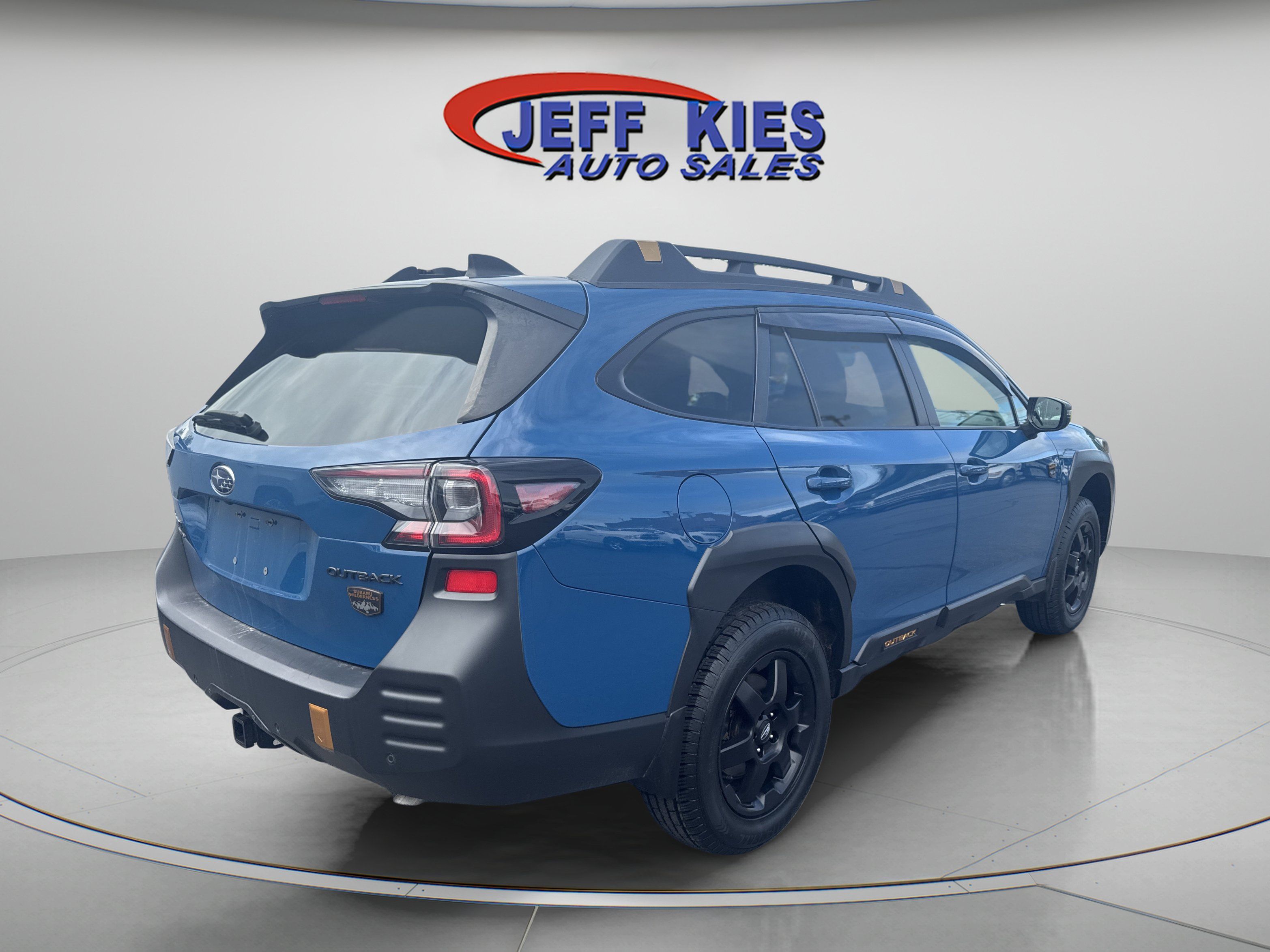 Used 2023 Subaru Outback Wilderness AWD/4WD image 4