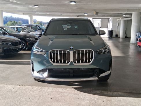 Certified 2023 BMW X1 xDrive28i w/ Convenience Package image 3