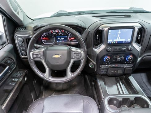 Used 2021 Chevrolet Silverado 2500 LTZ w/ LTZ Convenience Package image 13