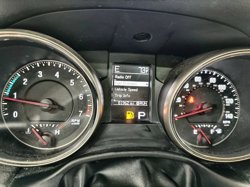 Used 2011 Jeep Grand Cherokee Limited AWD/4WD image 17