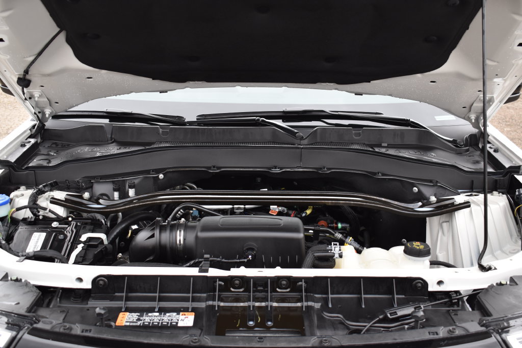 Used 2023 Ford Explorer ST-Line AWD/4WD image 12