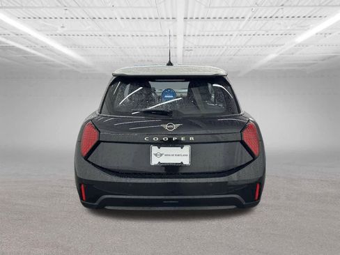 Certified 2025 MINI Cooper 2-Door Hardtop image 4