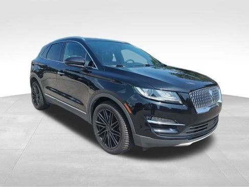 Used 2019 Lincoln MKC Reserve w/ MKC Climate Package AWD/4WD image 4