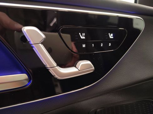 New 2026 Mercedes-Benz GLC 300 image 21