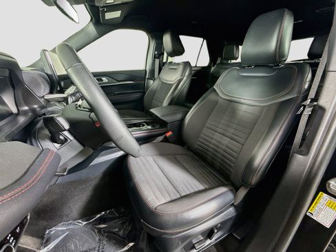 Used 2026 Ford Explorer ST-Line AWD/4WD image 22