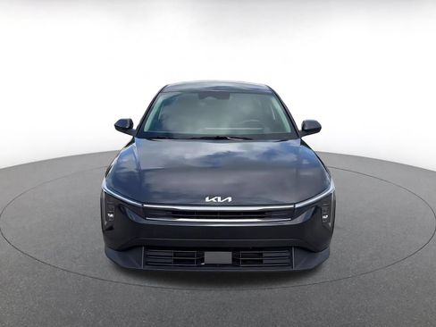 Used 2025 Kia K4 FWD image 3