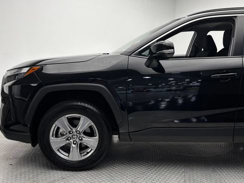 Used 2024 Toyota RAV4 LE AWD/4WD image 5