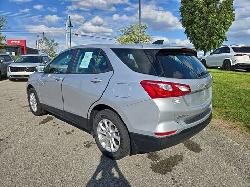 Used 2020 Chevrolet Equinox LS w/ LPO, Floor Liner Package AWD/4WD image 8