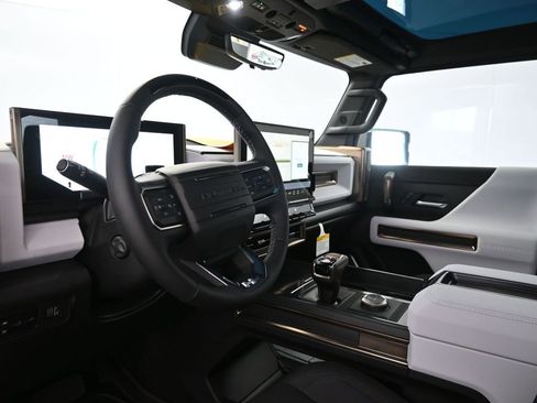 New 2025 GMC Hummer EV 2X image 20