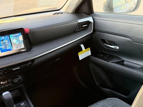 New 2026 Nissan Kicks SV image 11