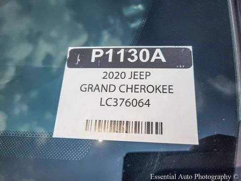 Used 2020 Jeep Grand Cherokee Altitude AWD/4WD image 33
