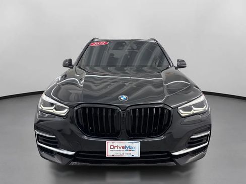 Used 2022 BMW X5 xDrive40i w/ Premium Package AWD/4WD image 2