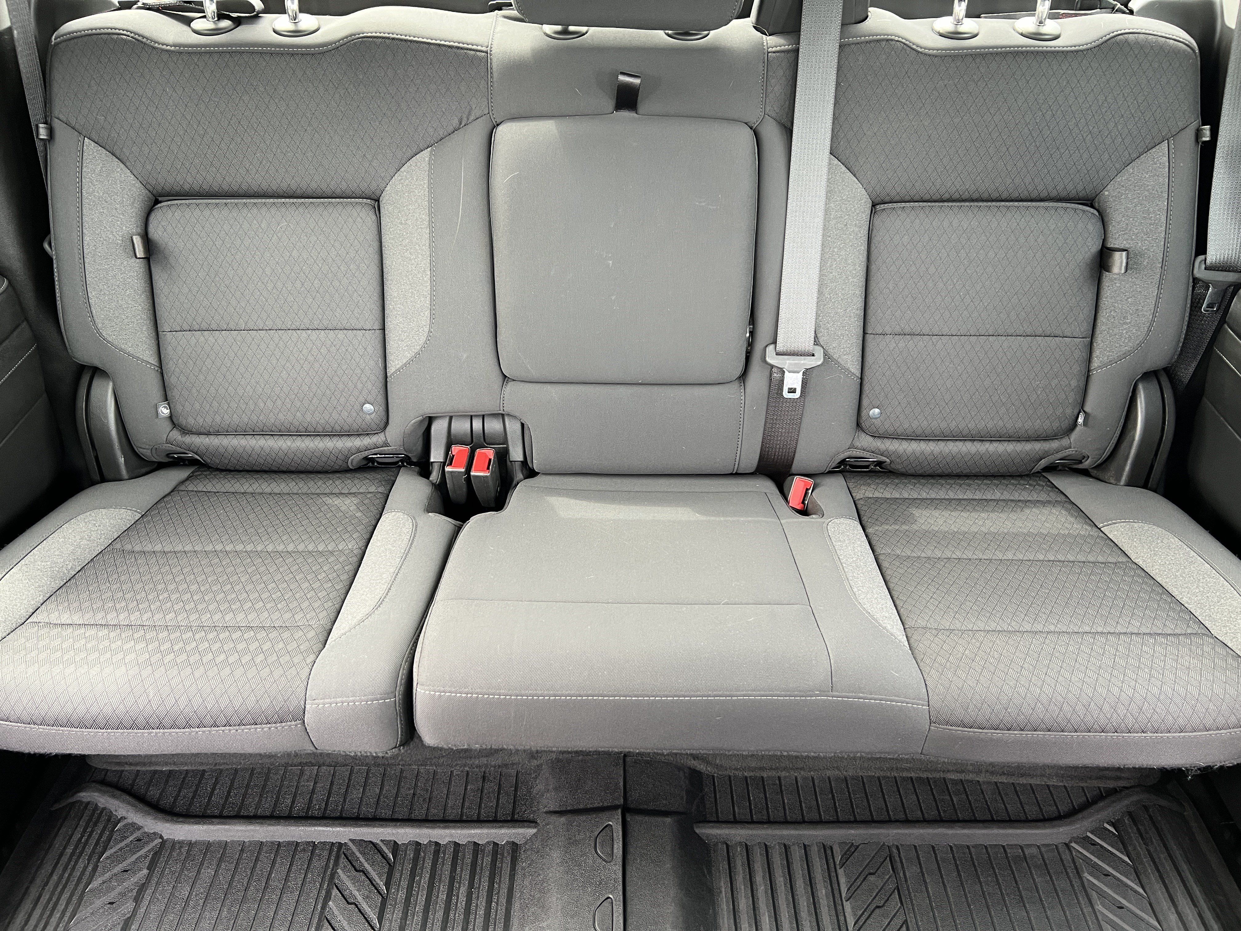 Used 2023 Chevrolet Silverado 1500 RST AWD/4WD image 17