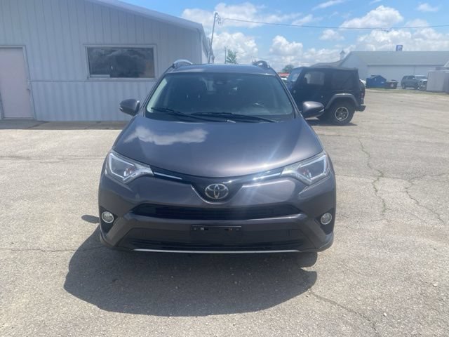 Used 2018 Toyota RAV4 XLE AWD/4WD image 9
