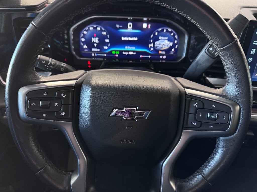 Certified 2022 Chevrolet Silverado 1500 RST w/ Z71 Off-Road Package AWD/4WD image 15
