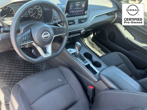 Certified 2025 Nissan Altima 2.5 SV FWD image 16