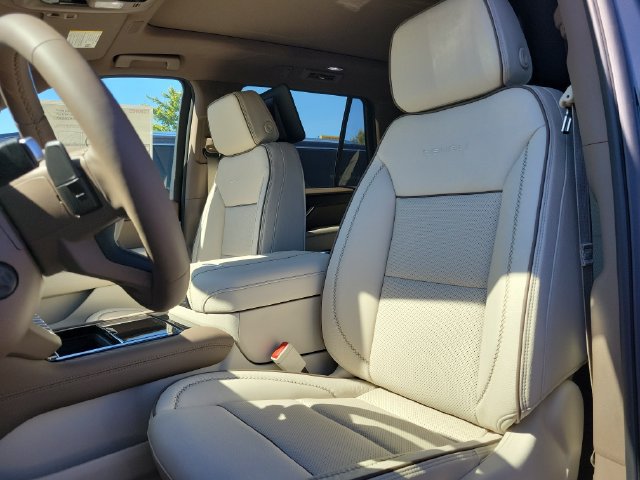 New 2027 GMC Yukon Denali w/ Denali Reserve Package AWD/4WD image 15