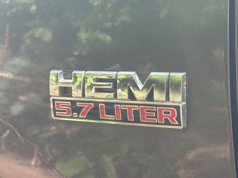 Used 2019 RAM 1500 Big Horn image 25