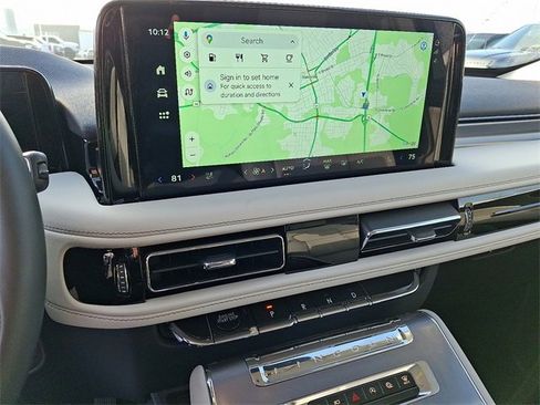 New 2026 Lincoln Aviator Premiere image 8