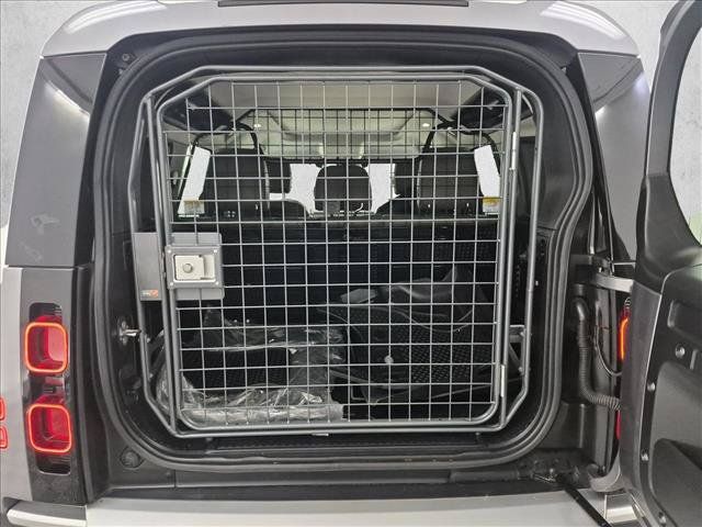 Used 2020 Land Rover Defender 110 S AWD/4WD image 6