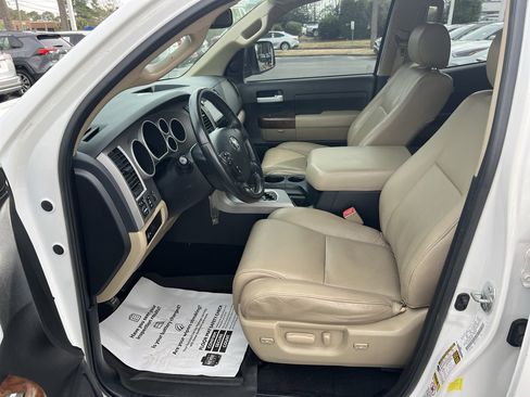 Used 2013 Toyota Tundra Limited image 16