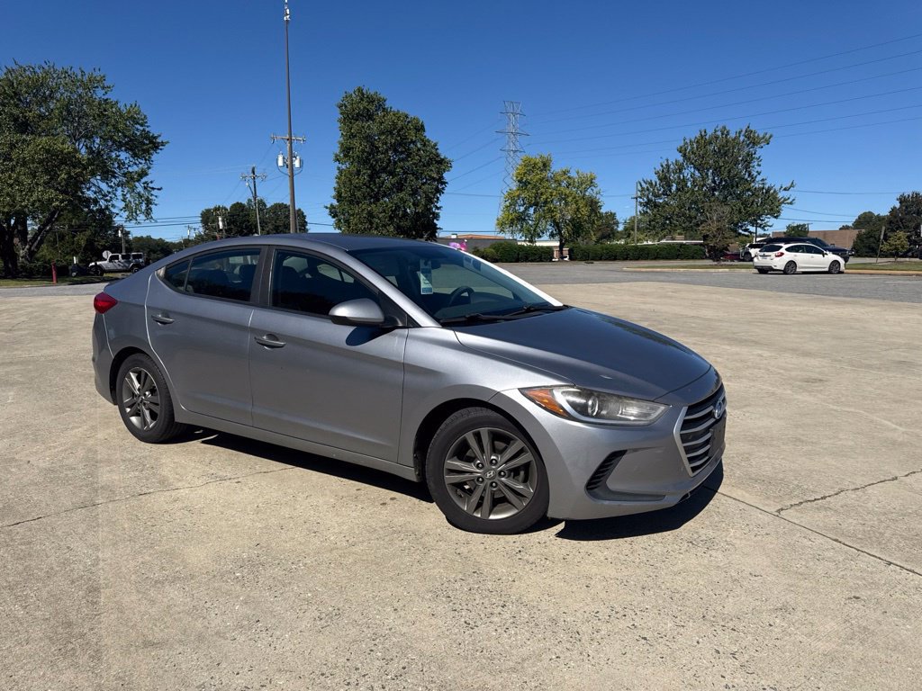 Used 2017 Hyundai Elantra SE FWD image 12