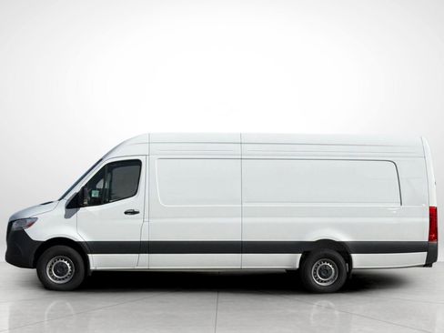 New 2025 Mercedes-Benz Sprinter 2500 image 26