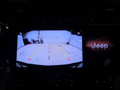 New 2026 Jeep Grand Cherokee Altitude AWD/4WD image 19