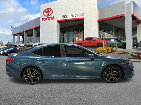 Used 2025 Toyota Camry XSE image 37