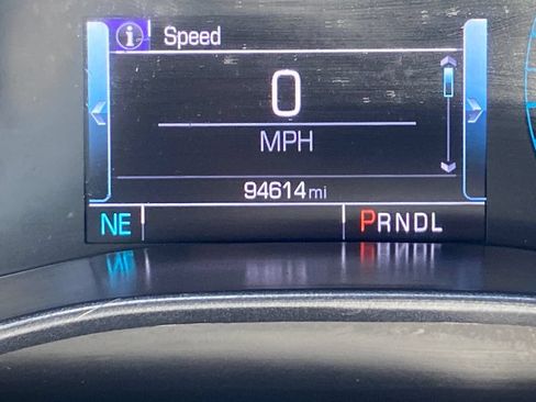 Used 2018 Chevrolet Colorado Z71 w/ Z71 Midnight Edition AWD/4WD image 16