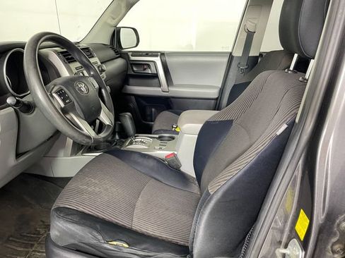 Used 2010 Toyota 4Runner SR5 AWD/4WD image 2