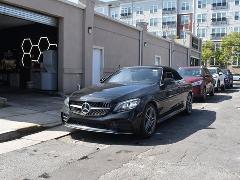 Used 2019 Mercedes-Benz C 300 4MATIC Cabriolet image 2