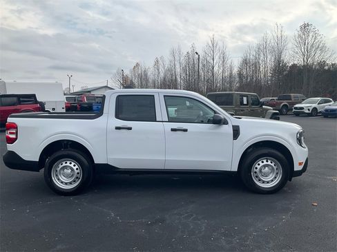 New 2025 Ford Maverick XL w/ Equipment Group 102A image 4