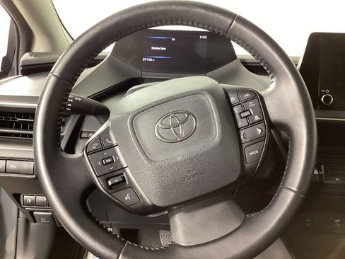 Used 2023 Toyota Prius LE FWD image 13