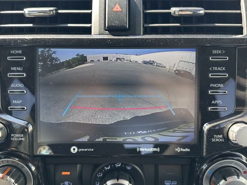 Used 2020 Toyota 4Runner TRD Off-Road Premium w/ Moonroof Package AWD/4WD image 26