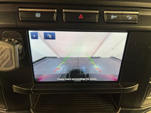 Used 2024 Ford F350 XLT image 10