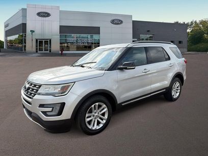 Used 2017 Ford Explorer XLT w/ Equipment Group 202A