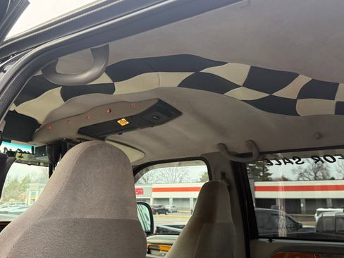 Used 1999 Ford F350 4x4 Crew Cab DRW Super Duty image 52