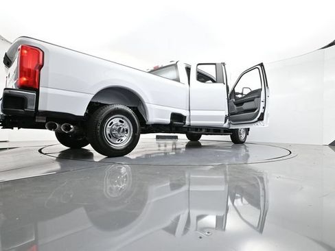 Used 2026 Ford F250 XL RWD image 40