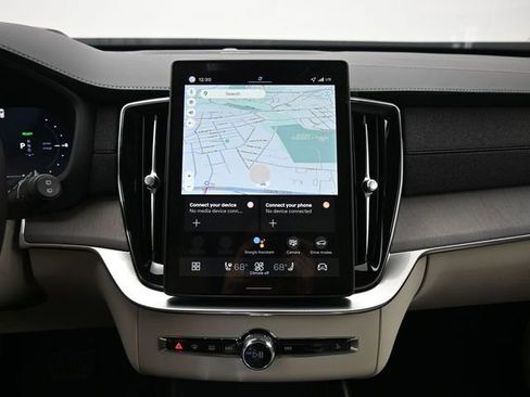 New 2026 Volvo XC90 T8 Ultra w/ Protection Package Premier AWD/4WD image 13